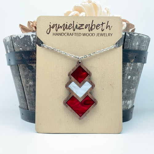 Red and White Diamond Drop (Vault)