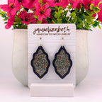 Multi-glitter Scallops