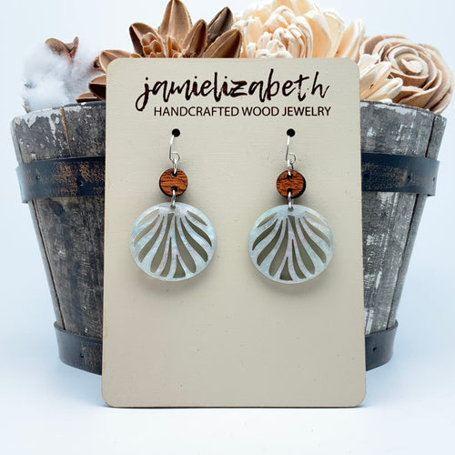 Pearly White Shell Drop - Earrings (Vault)