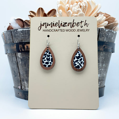 Moooove It On Over - Earrings