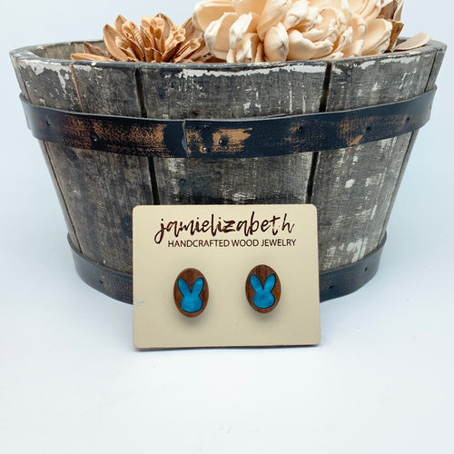 Bunny in Oval Studs (Vault)