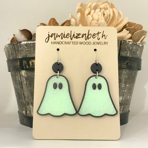Ghostly Ghosts (Glow in the Dark)