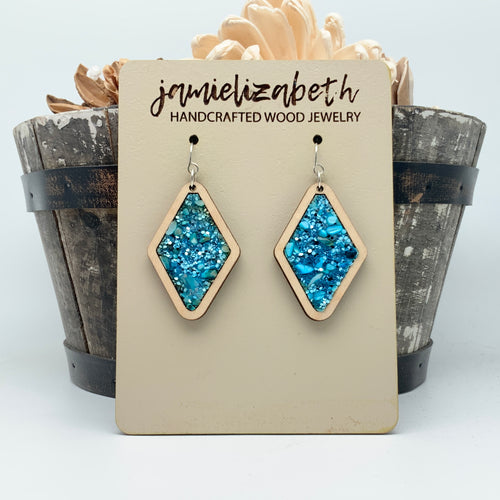 Let’s Shell-A-Brate Summer - Earrings (Vault)