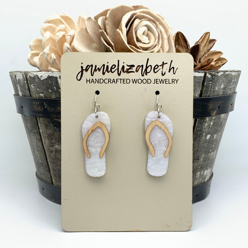 Pearl Shimmer Flip Flop Earrings (Vault)
