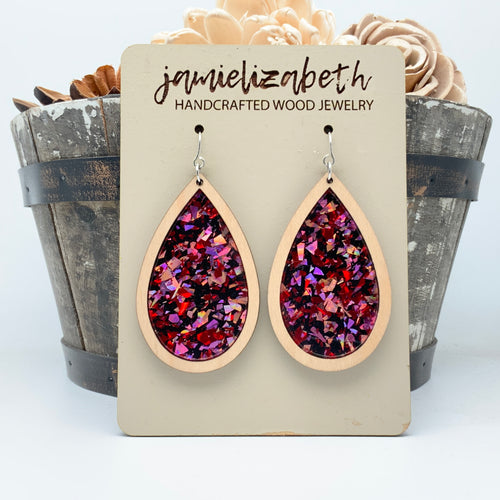 Love-Struck Acrylic Teardrops & Rainbows (Vault)