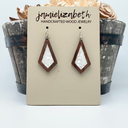 Crushed Mother of Pearl (Vault)