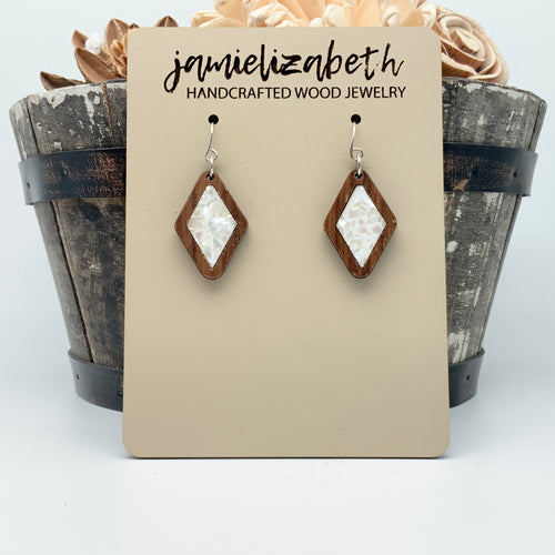 Crushed Mother of Pearl (Vault)