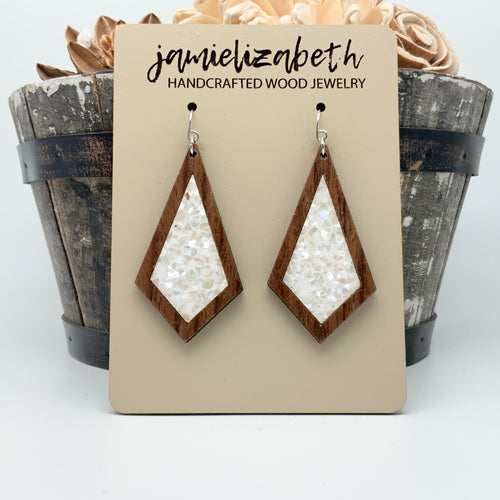 Crushed Mother of Pearl (Vault)