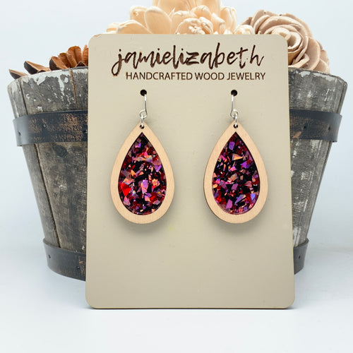 Love-Struck Acrylic Teardrops & Rainbows (Vault)