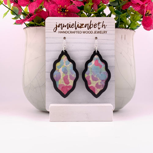 Spring Leopard Scallops - Large