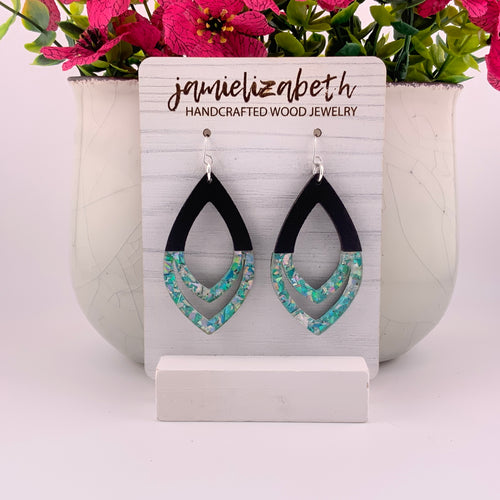 Silver and Teal Dipped Arch