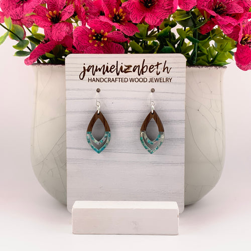 Silver and Teal Dipped Arch