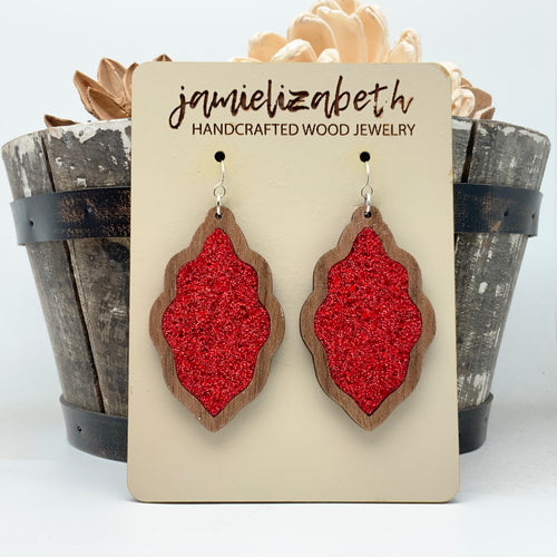 Red Shattered Glass Scallops     *Vault