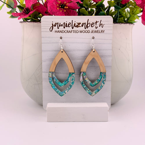 Silver and Teal Dipped Arch