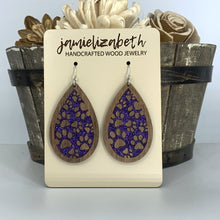 Load image into Gallery viewer, Purple Glitter Pawprint Earrings
