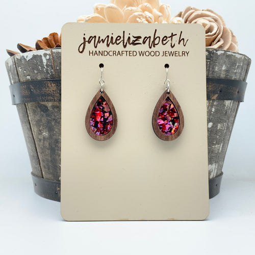 Love-Struck Acrylic Teardrops & Rainbows (Vault)