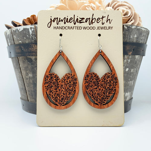 Garden of Love Mesquite Engraved Hearts (Vault)